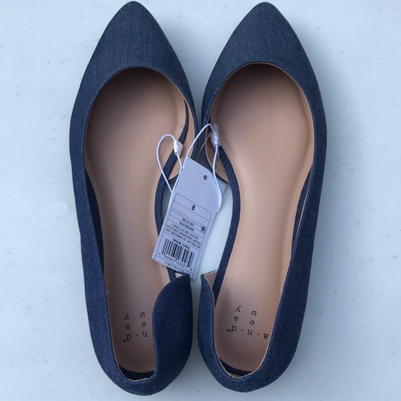 NEW ARRIVAL Blue denim flats - Picture 2 of 3
